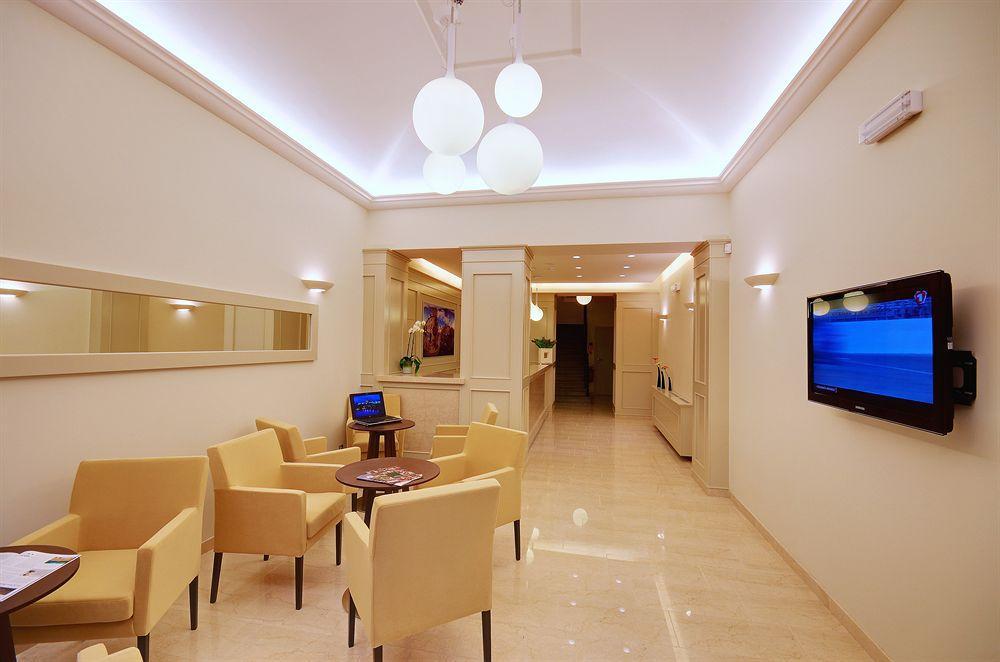 Voyage Hotel 4*