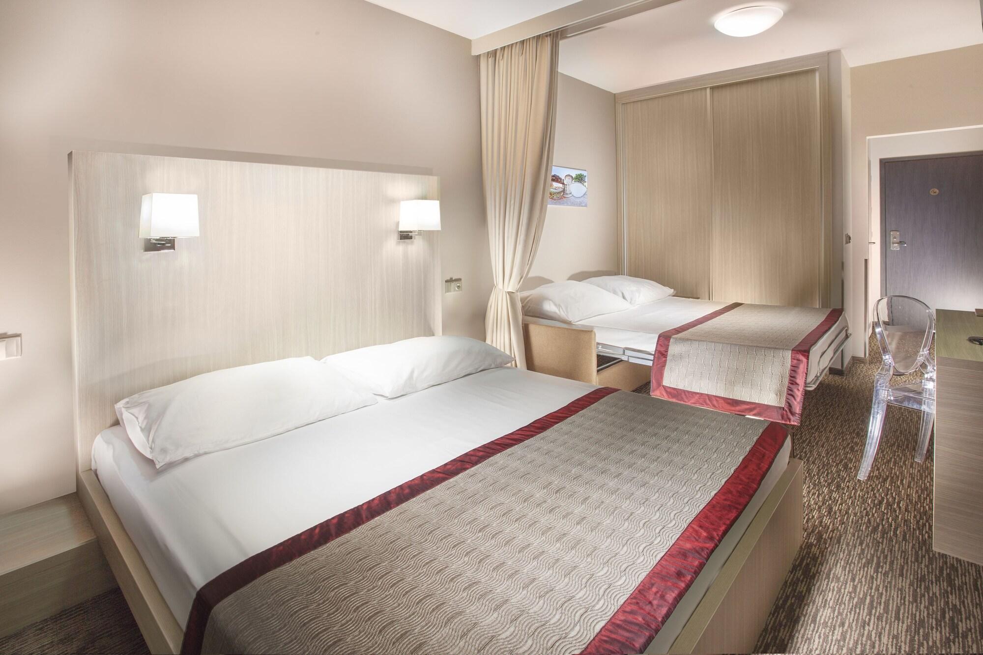 Voyage Hotel 4*